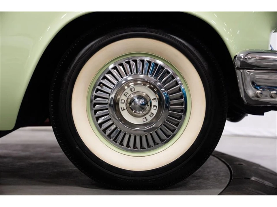 1957 Ford Thunderbird 1st Gen - Image 12 of 31