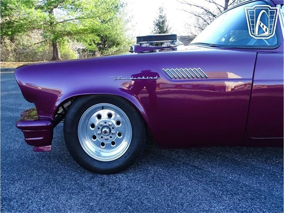 1957 Ford Thunderbird 1st Gen - Image 27 of 31