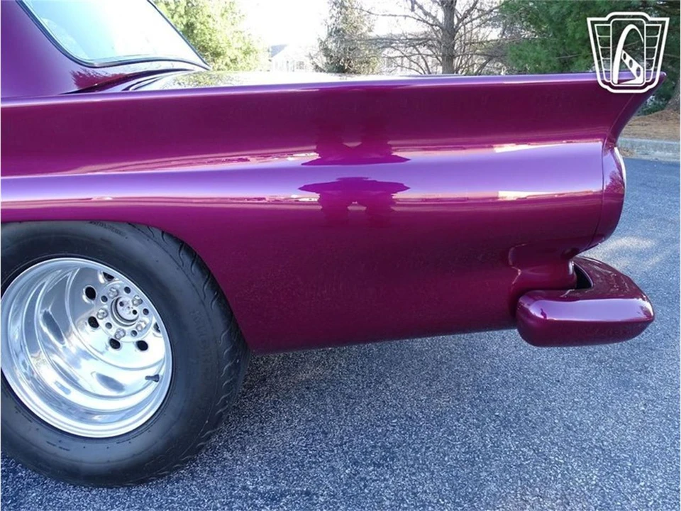 1957 Ford Thunderbird 1st Gen - Image 29 of 31