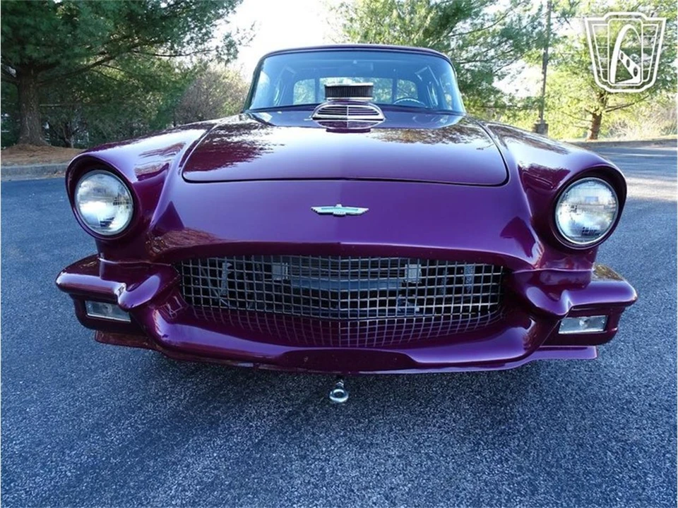 1957 Ford Thunderbird 1st Gen - Image 25 of 31