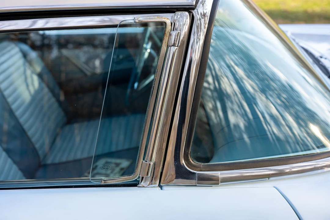 1957 Ford Thunderbird 1st Gen - Image 22 of 31
