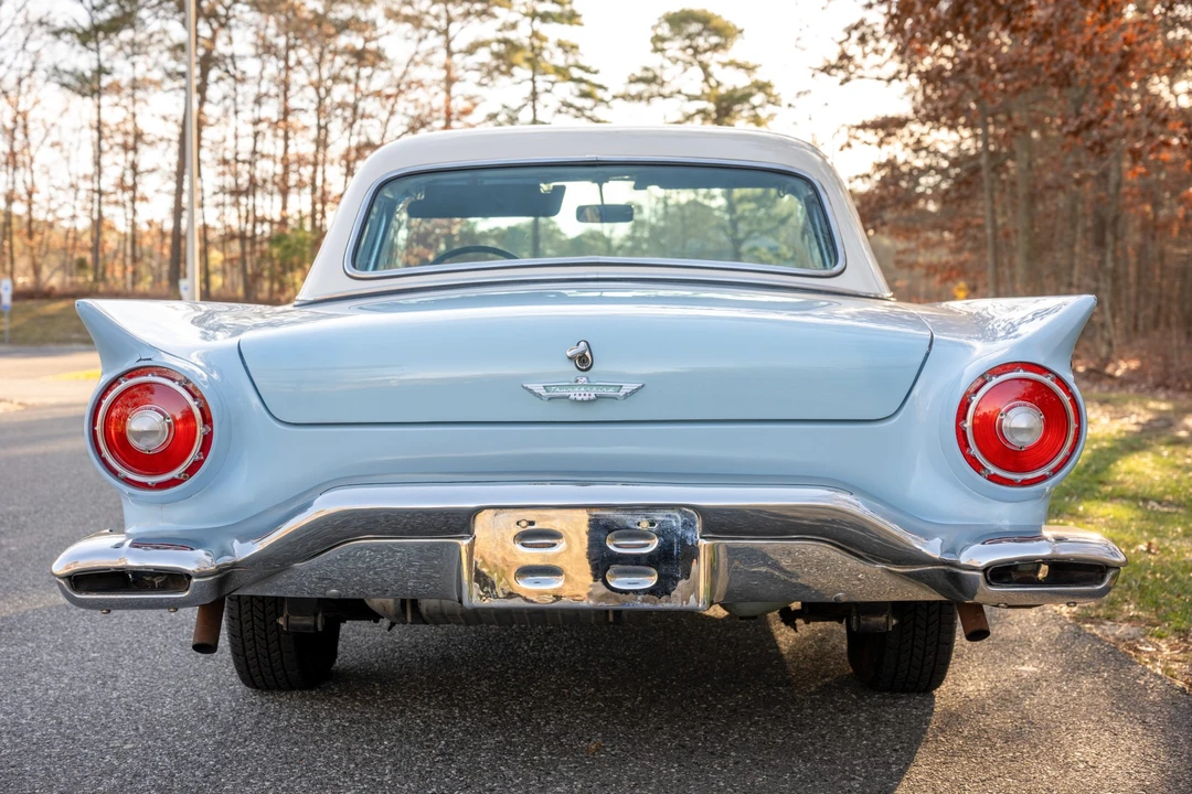 1957 Ford Thunderbird 1st Gen - Image 19 of 31