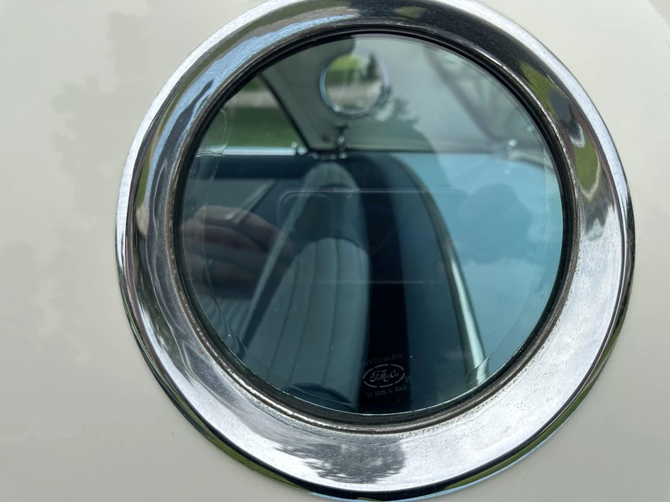1957 Ford Thunderbird 1st Gen - Image 28 of 31