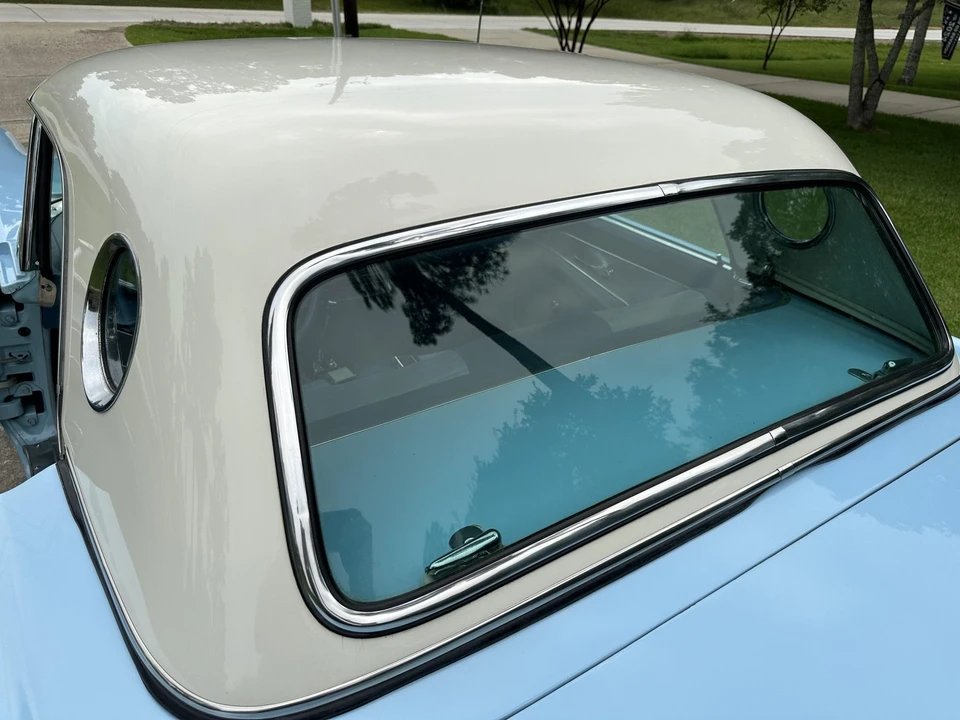 1957 Ford Thunderbird 1st Gen - Image 27 of 31