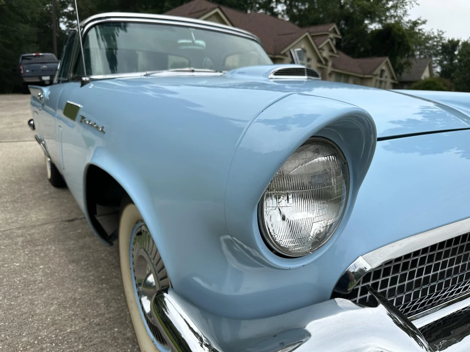 1957 Ford Thunderbird 1st Gen - Image 19 of 31