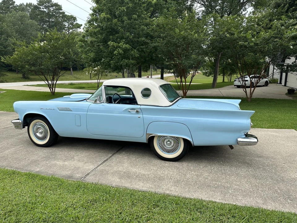 1957 Ford Thunderbird 1st Gen - Image 15 of 31