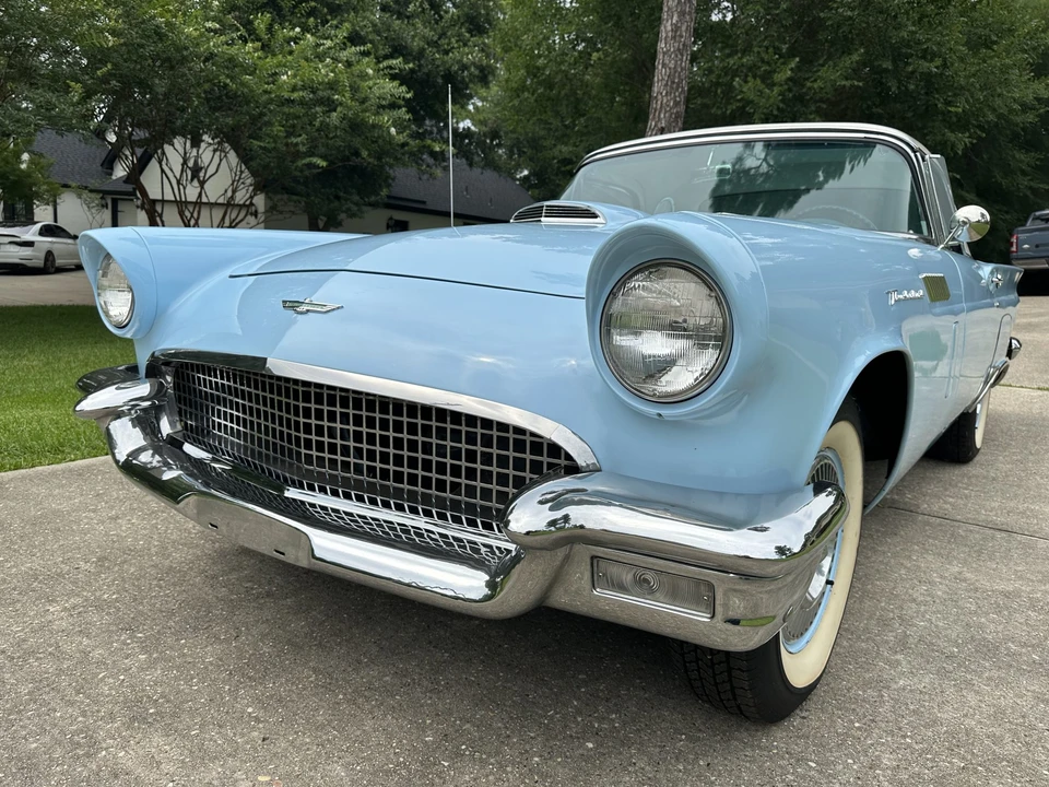 1957 Ford Thunderbird 1st Gen - Image 2 of 31