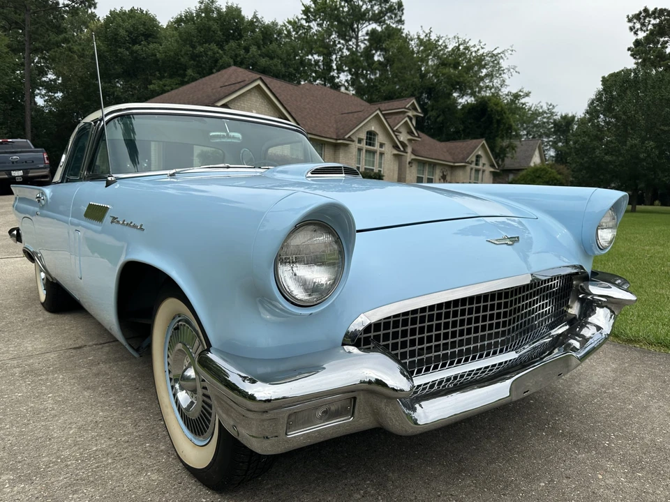 1957 Ford Thunderbird 1st Gen - Image 4 of 31