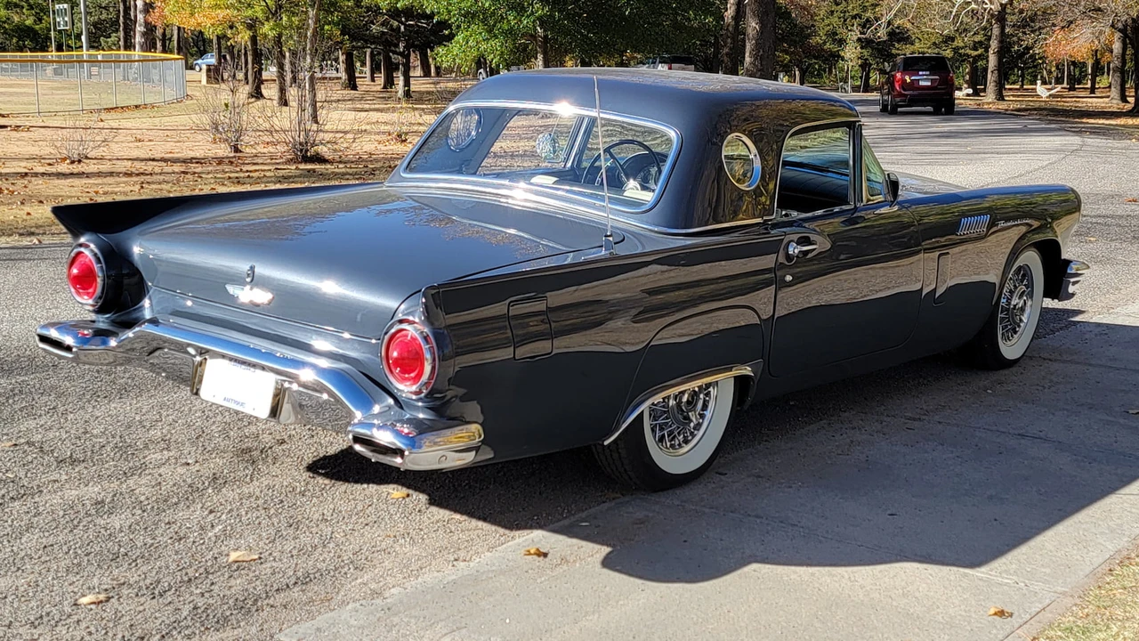 1957 Ford Thunderbird 1st Gen - Image 2 of 19