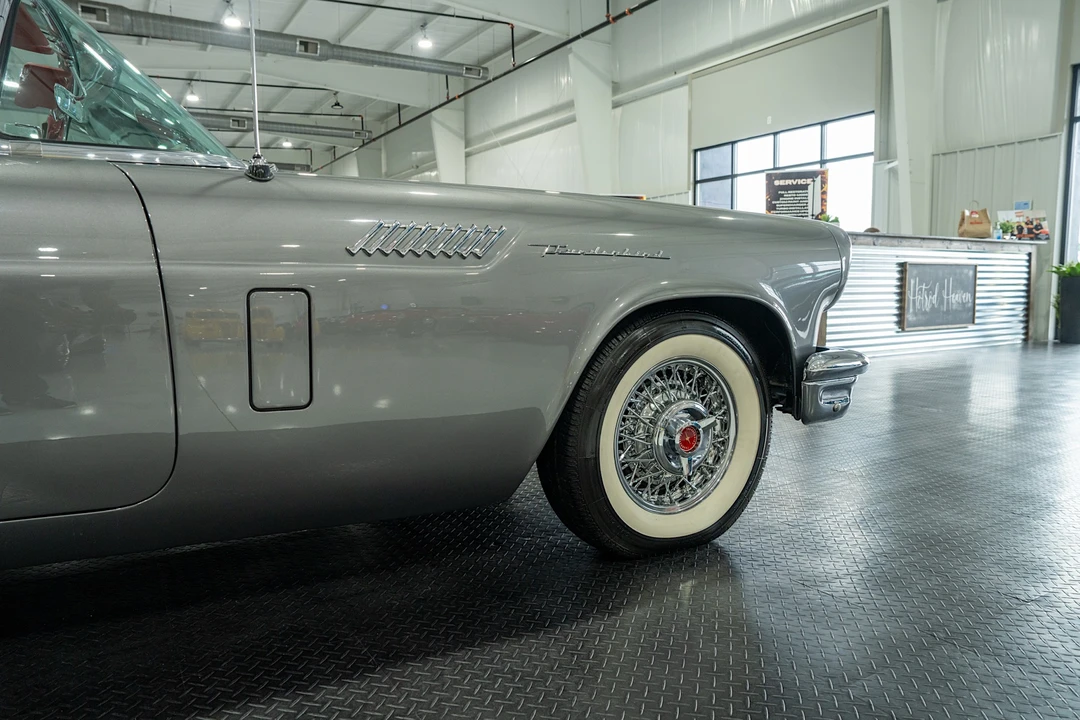 1957 Ford Thunderbird 1st Gen - Image 16 of 31