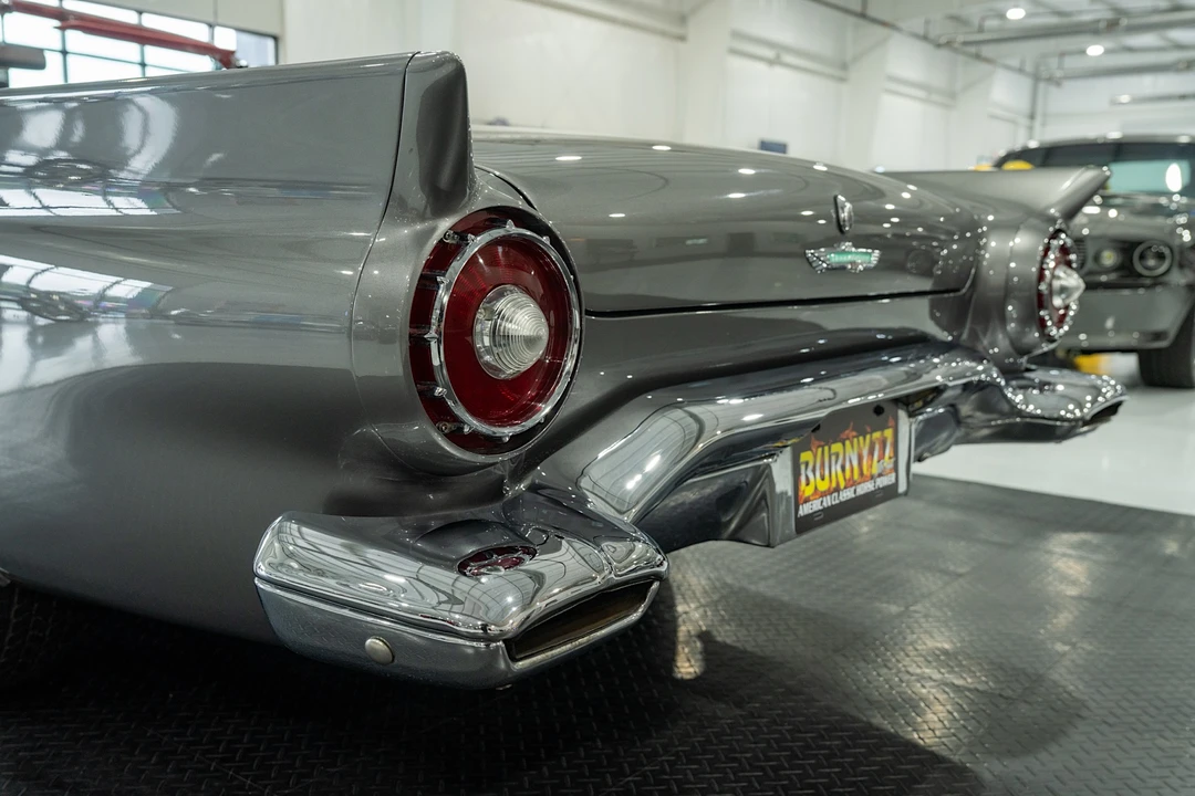 1957 Ford Thunderbird 1st Gen - Image 29 of 31