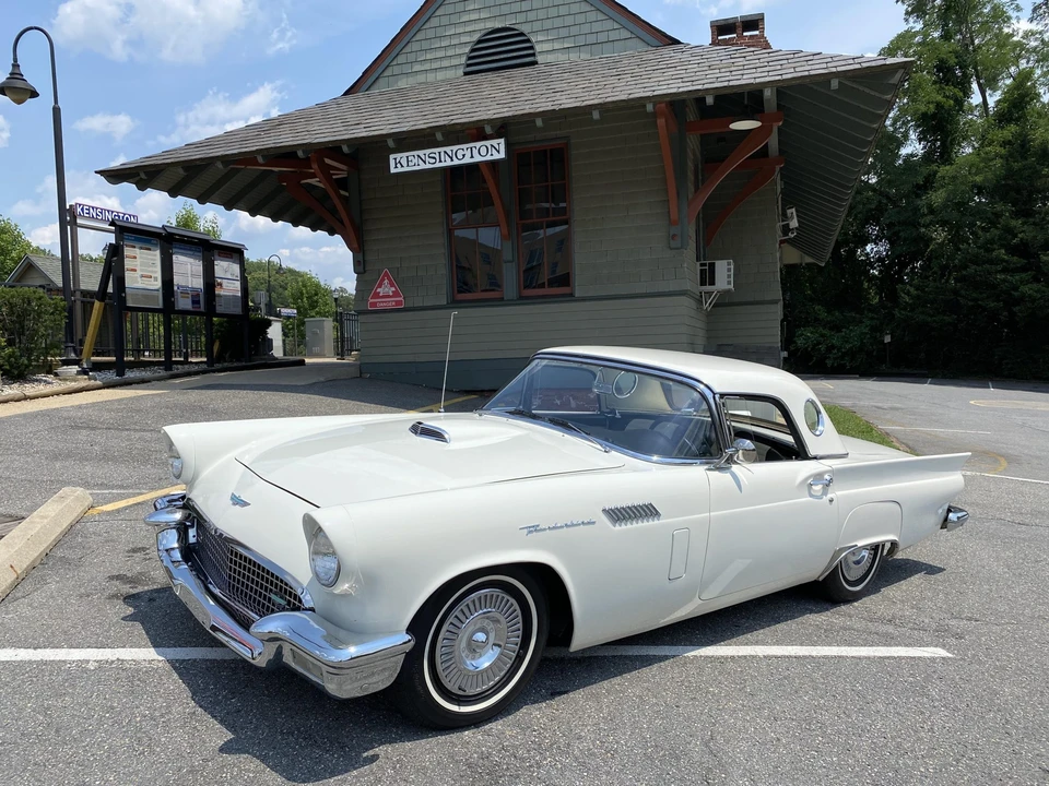 1957 Ford Thunderbird 1st Gen - Image 9 of 31
