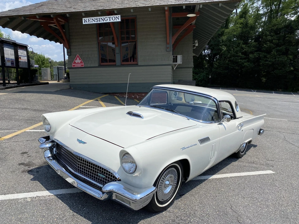 1957 Ford Thunderbird 1st Gen - Image 10 of 31