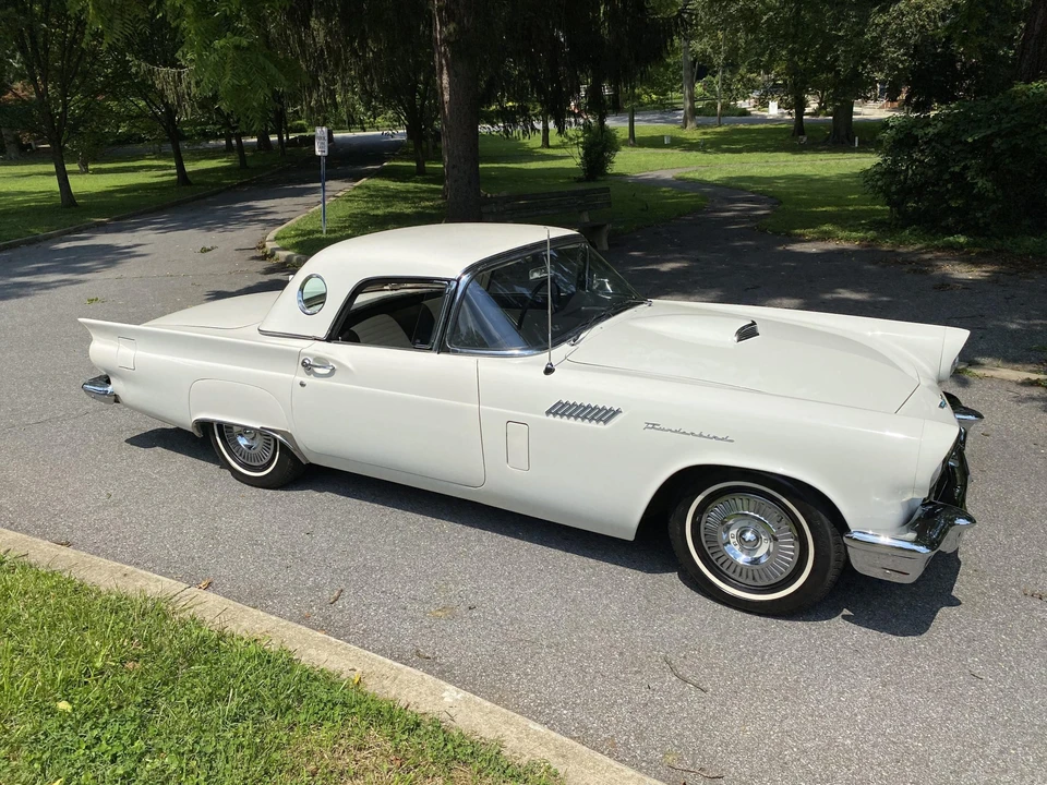 1957 Ford Thunderbird 1st Gen - Image 2 of 31