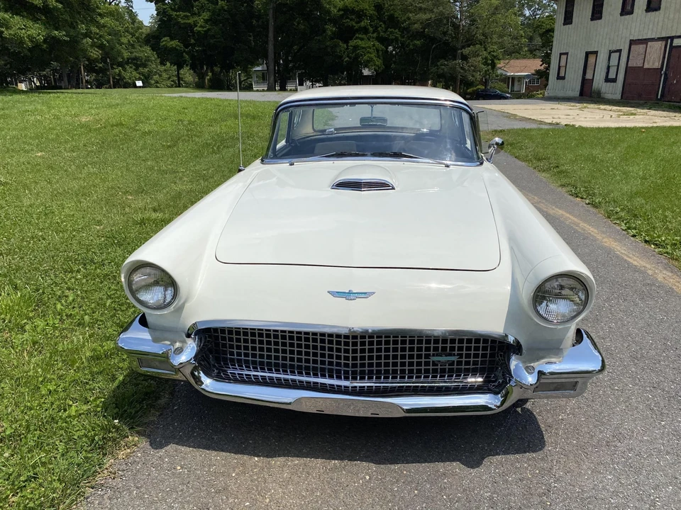 1957 Ford Thunderbird 1st Gen - Image 6 of 31