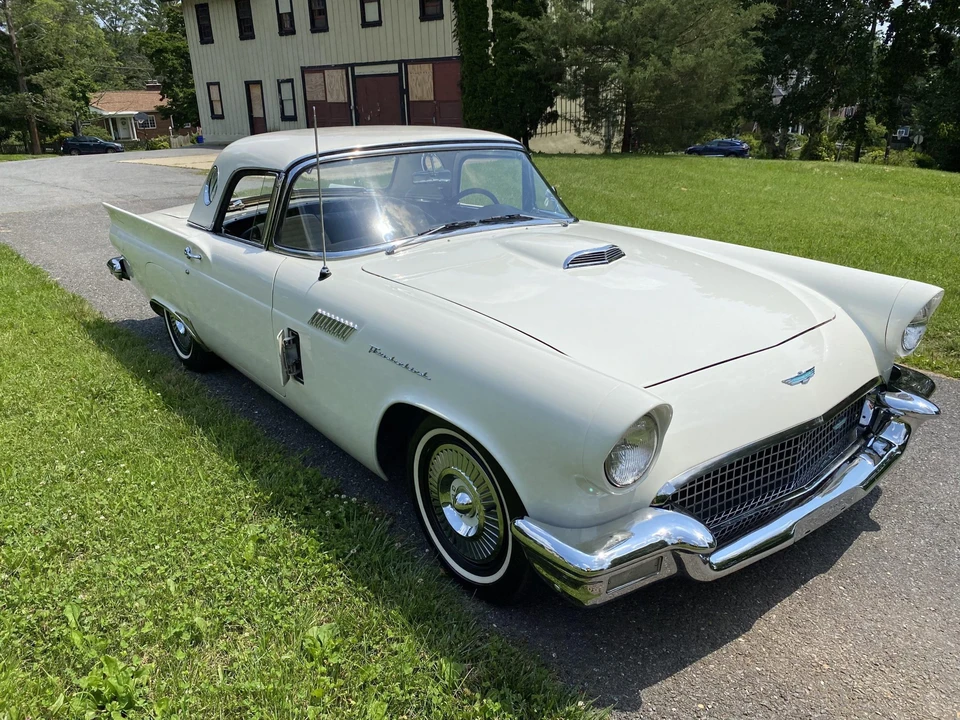 1957 Ford Thunderbird 1st Gen - Image 4 of 31