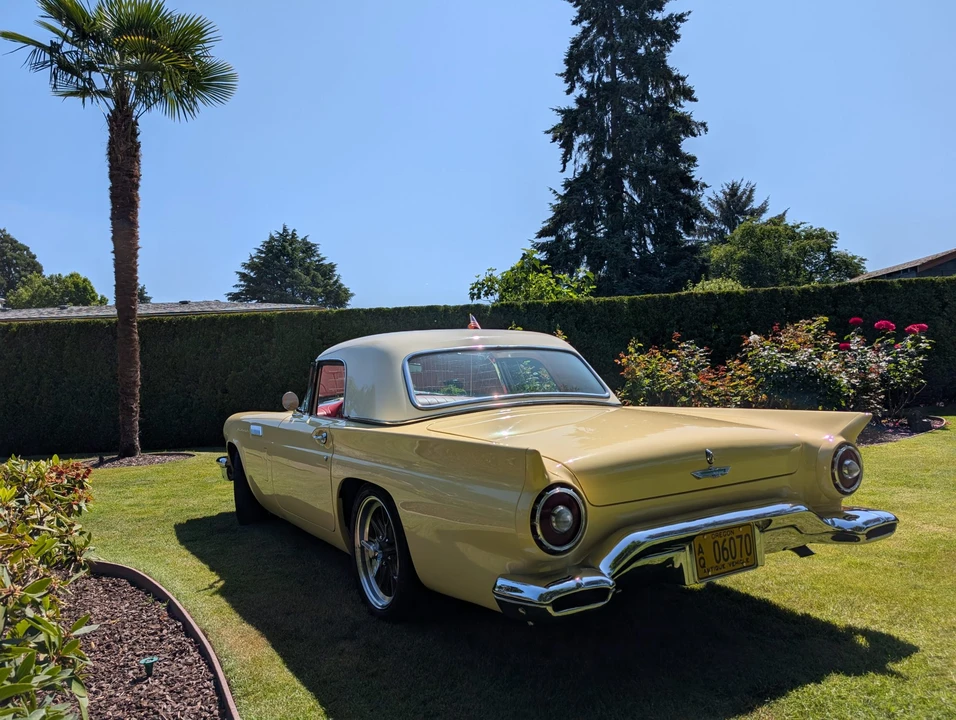 1957 Ford Thunderbird 1st Gen - Image 9 of 31