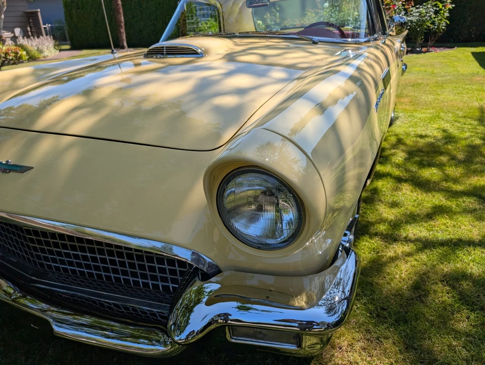 1957 Ford Thunderbird 1st Gen - Image 28 of 31