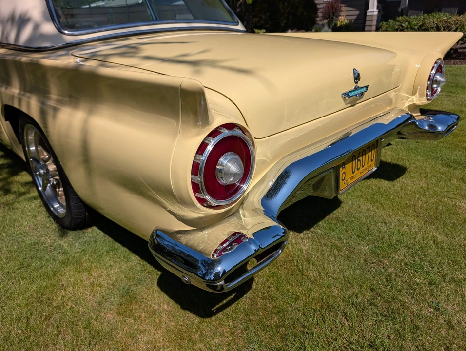 1957 Ford Thunderbird 1st Gen - Image 31 of 31