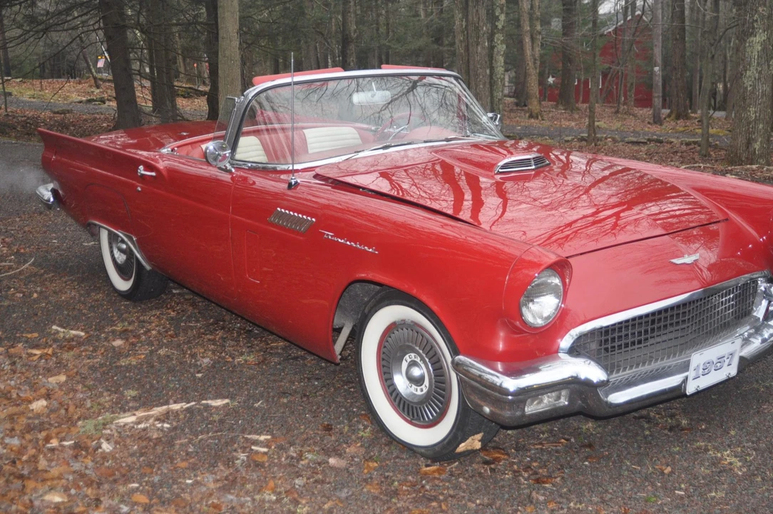 1957 Ford Thunderbird 1st Gen - Image 11 of 31