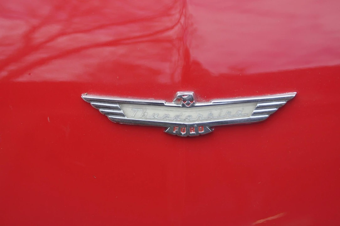 1957 Ford Thunderbird 1st Gen - Image 19 of 31