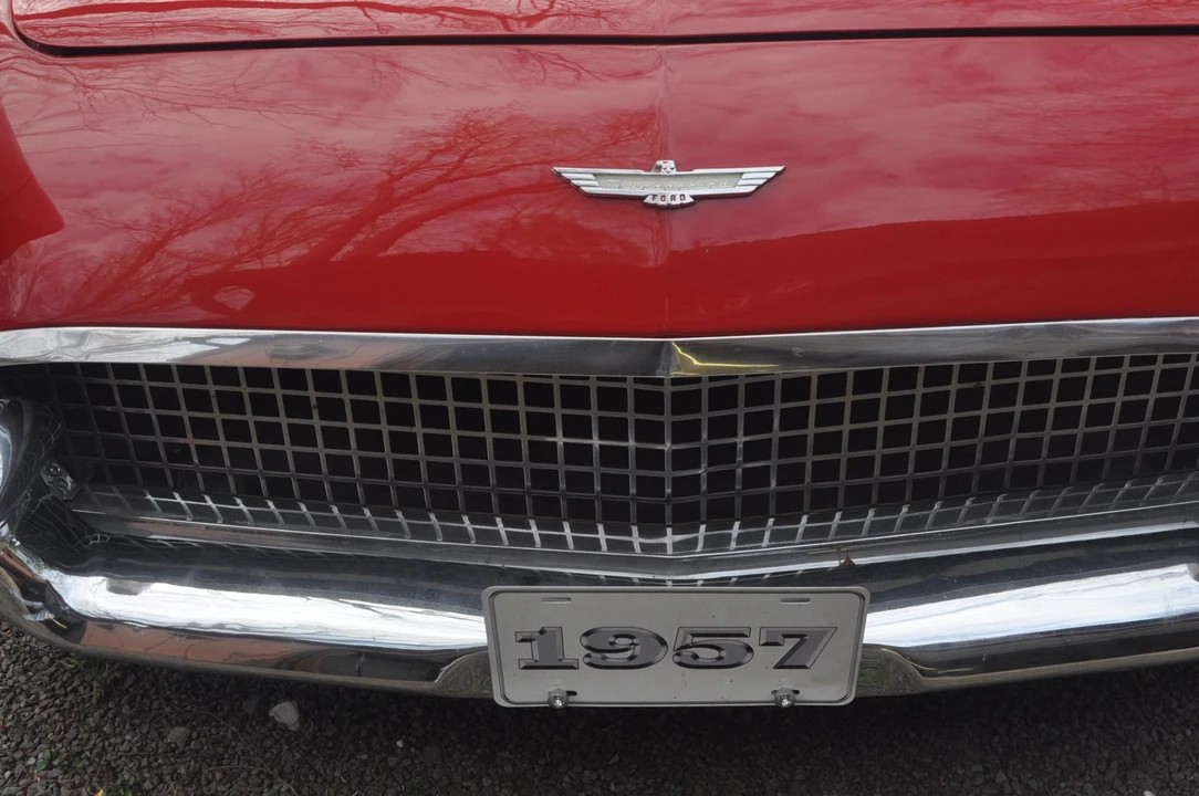 1957 Ford Thunderbird 1st Gen - Image 15 of 31