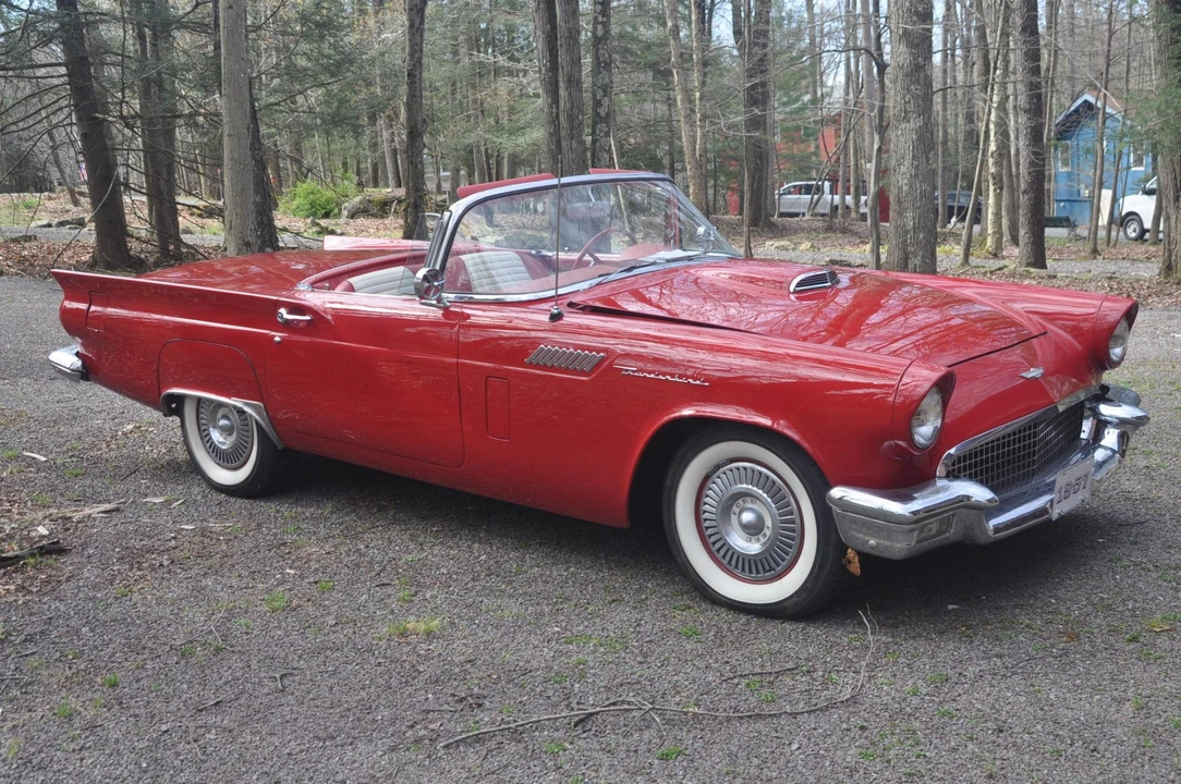 1957 Ford Thunderbird 1st Gen - Image 9 of 31