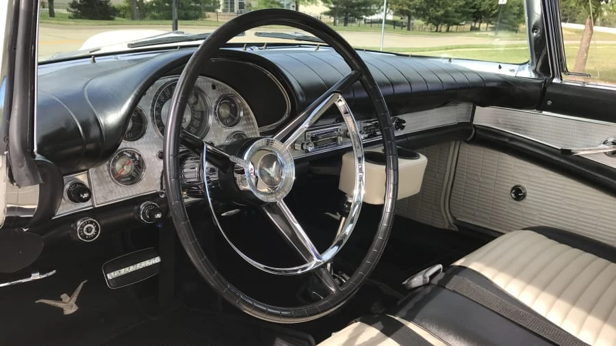 1957 Ford Thunderbird 1st Gen - Image 4 of 7