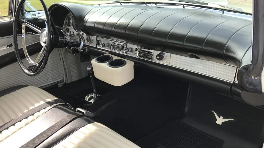 1957 Ford Thunderbird 1st Gen - Image 5 of 7
