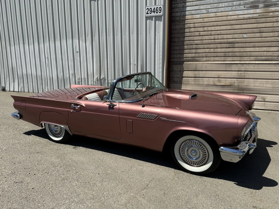 1957 Ford Thunderbird 1st Gen - Image 11 of 31