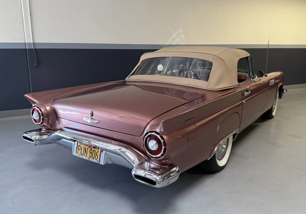 1957 Ford Thunderbird 1st Gen - Image 21 of 31