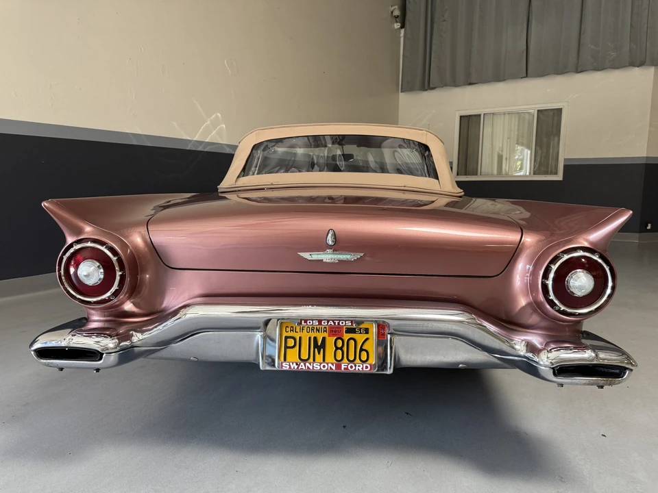 1957 Ford Thunderbird 1st Gen - Image 27 of 31