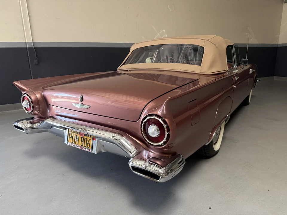 1957 Ford Thunderbird 1st Gen - Image 24 of 31