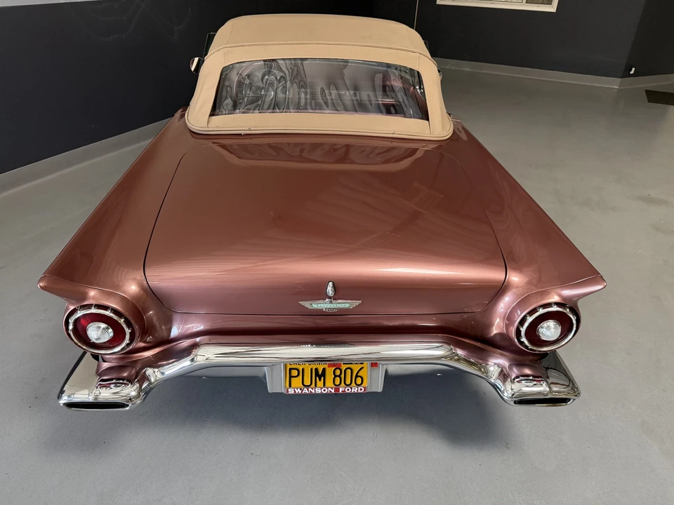 1957 Ford Thunderbird 1st Gen - Image 28 of 31