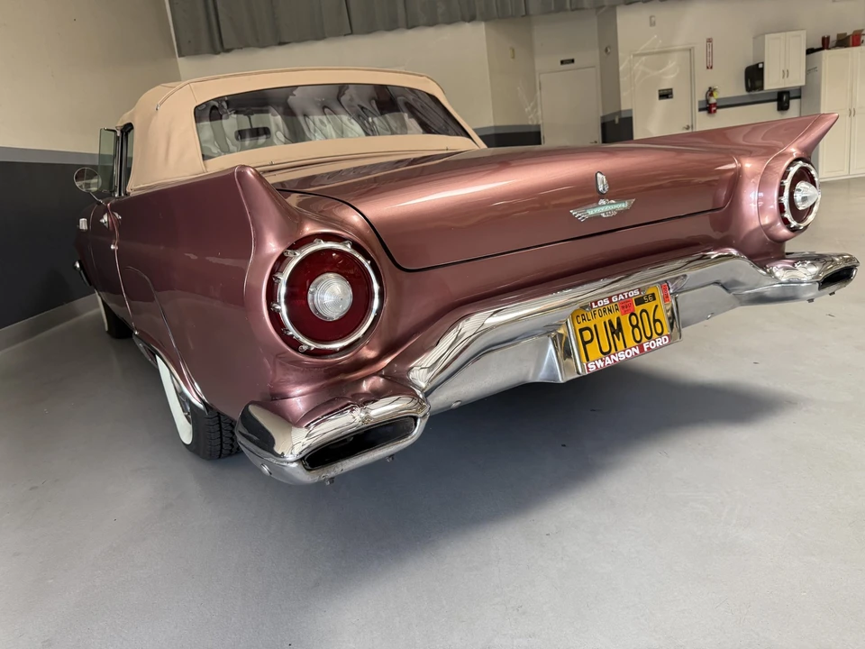 1957 Ford Thunderbird 1st Gen - Image 30 of 31