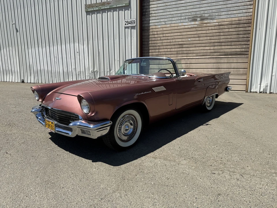 1957 Ford Thunderbird 1st Gen - Image 3 of 31