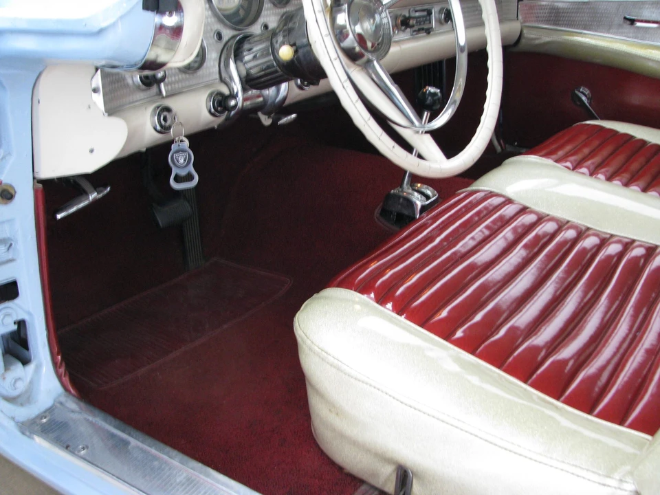 1957 Ford Thunderbird 1st Gen - Image 22 of 31
