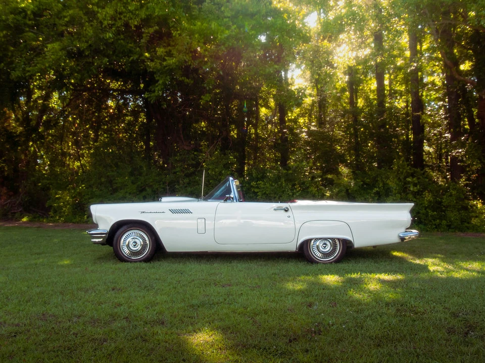 1957 Ford Thunderbird 1st Gen - Image 12 of 31