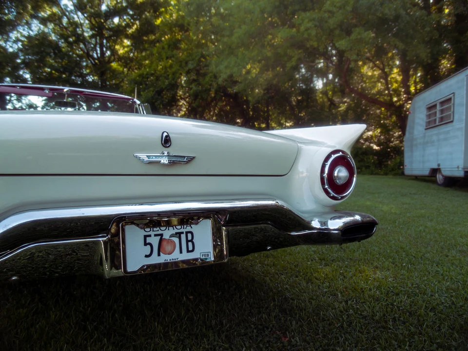 1957 Ford Thunderbird 1st Gen - Image 27 of 31