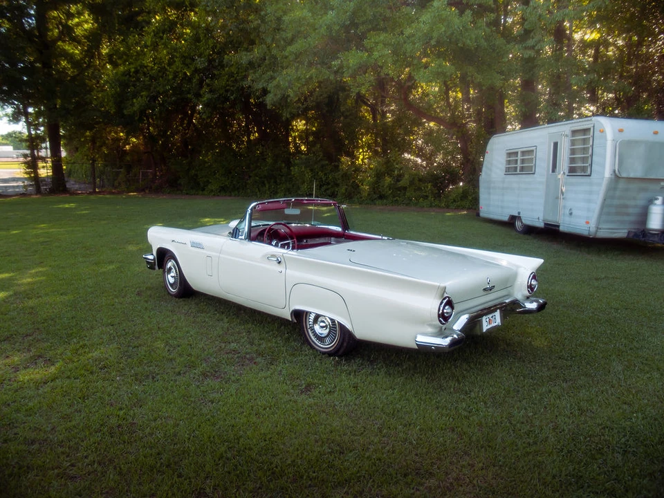 1957 Ford Thunderbird 1st Gen - Image 11 of 31