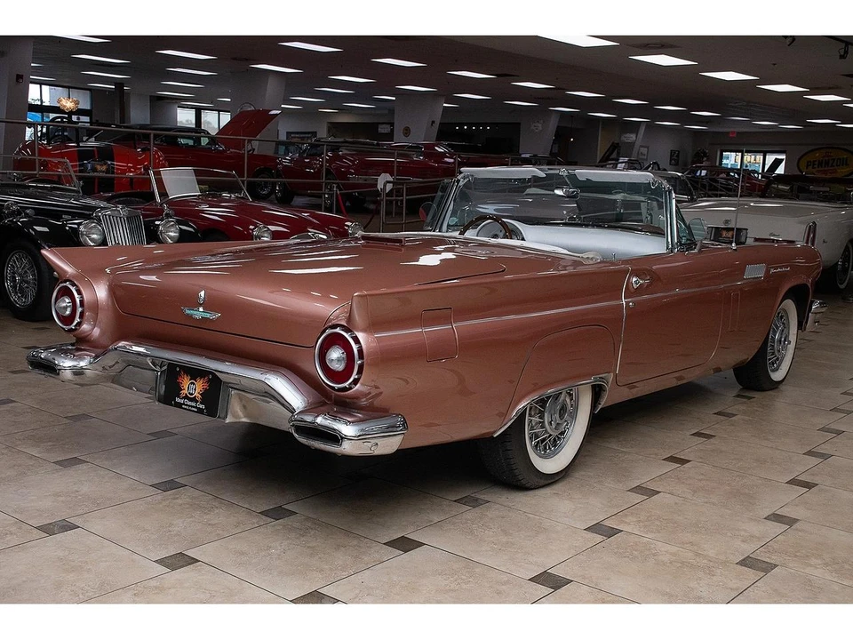 1957 Ford Thunderbird 1st Gen - Image 19 of 31