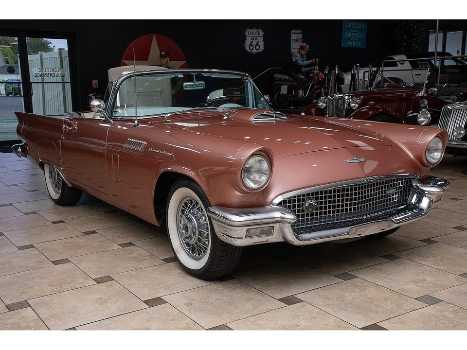 1957 Ford Thunderbird 1st Gen - Image 18 of 31