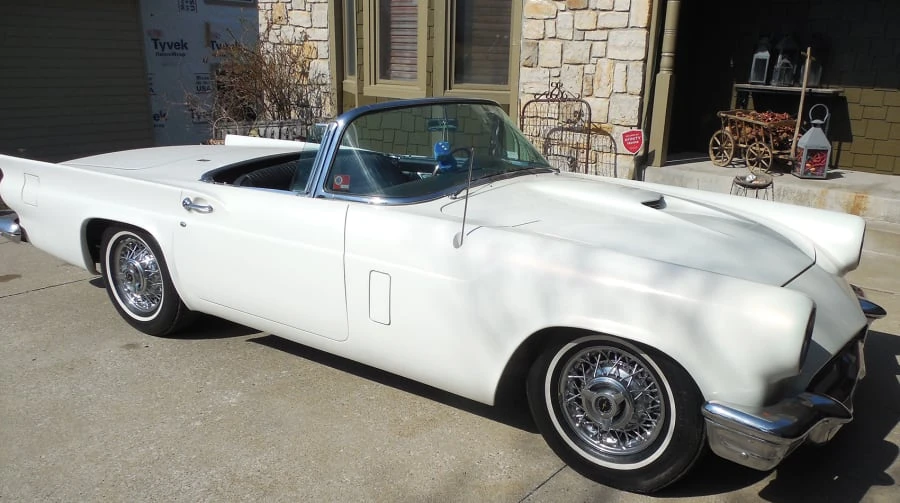 1957 Ford Thunderbird 1st Gen - Image 2 of 3