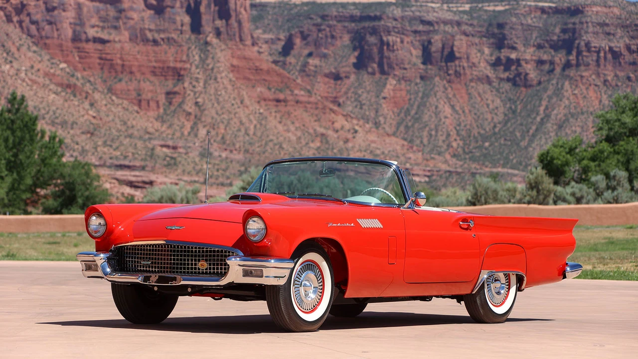 1957 Ford Thunderbird 1st Gen - Image 22 of 31
