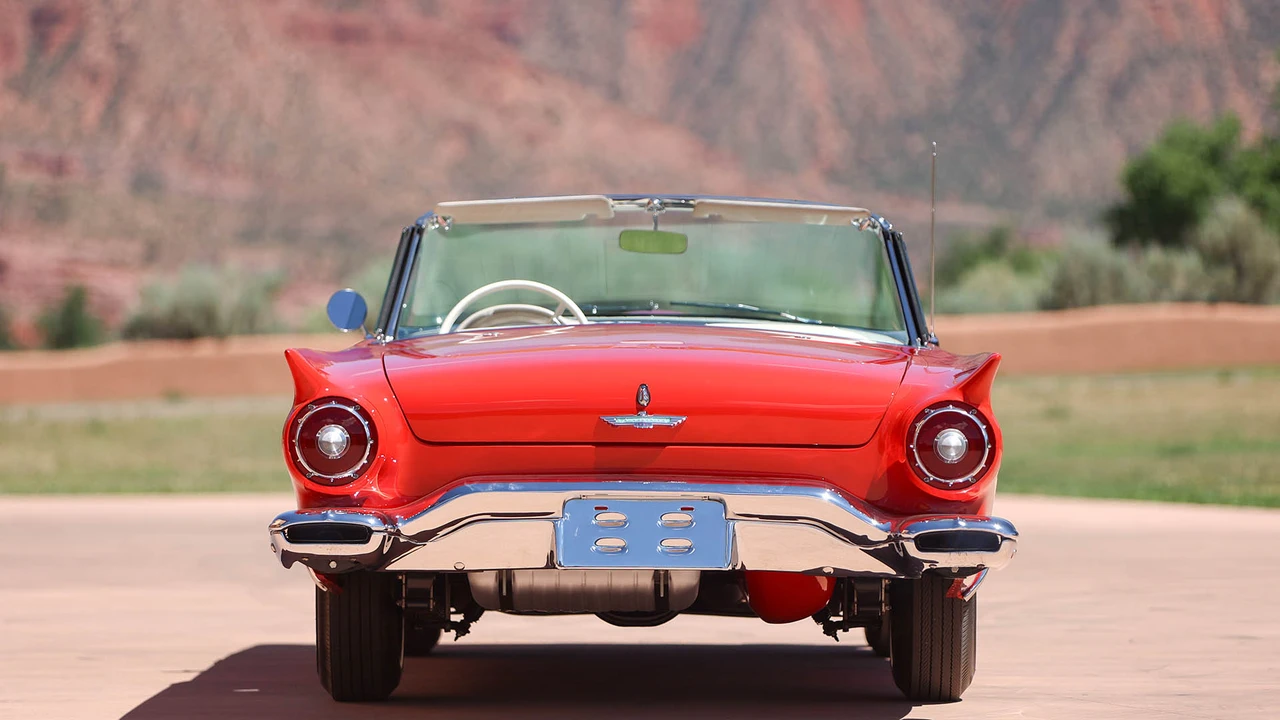 1957 Ford Thunderbird 1st Gen - Image 28 of 31