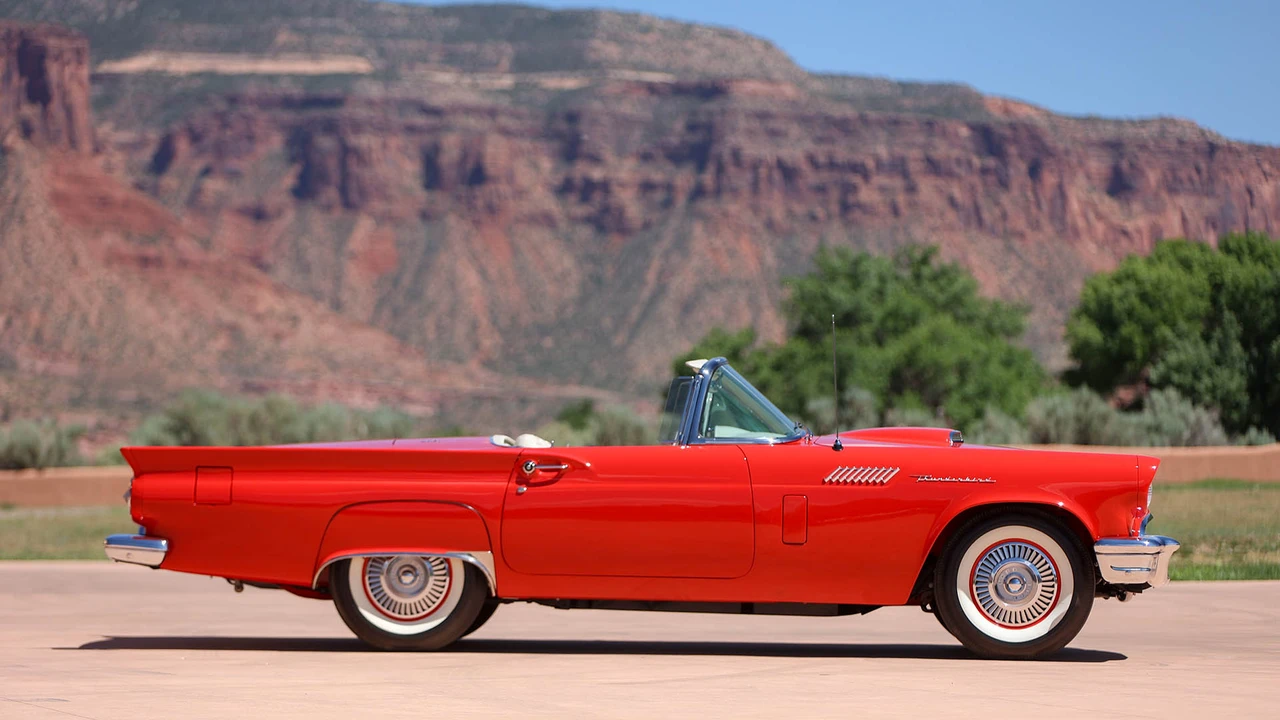1957 Ford Thunderbird 1st Gen - Image 30 of 31