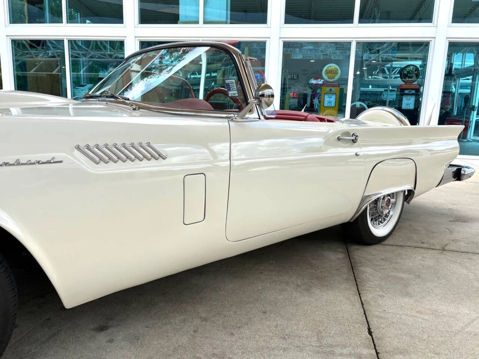 1957 Ford Thunderbird 1st Gen - Image 13 of 31