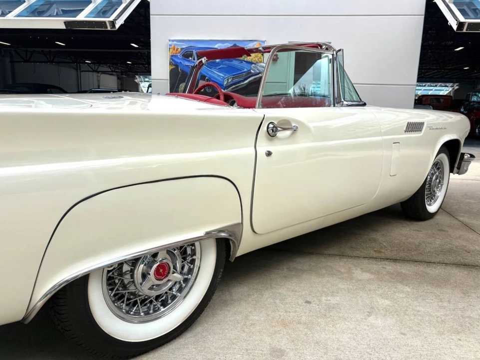 1957 Ford Thunderbird 1st Gen - Image 17 of 31