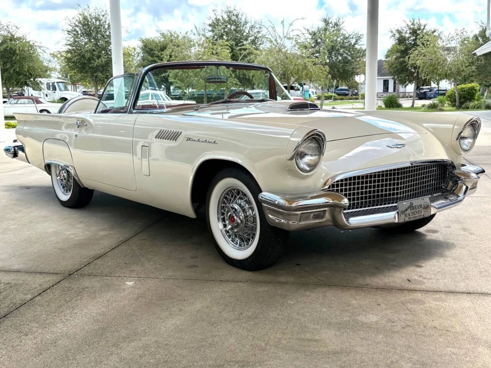 1957 Ford Thunderbird 1st Gen - Image 4 of 31