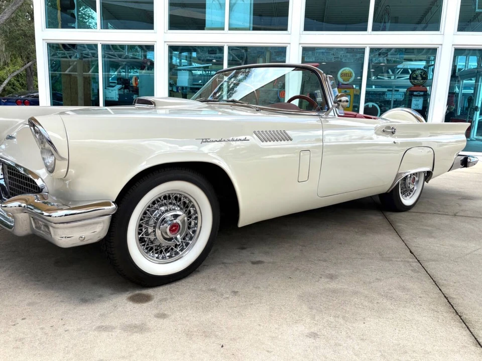 1957 Ford Thunderbird 1st Gen - Image 12 of 31
